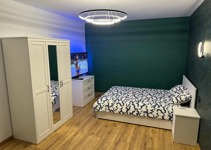 Amadeus - 3 Sleep Room - Parking On Street